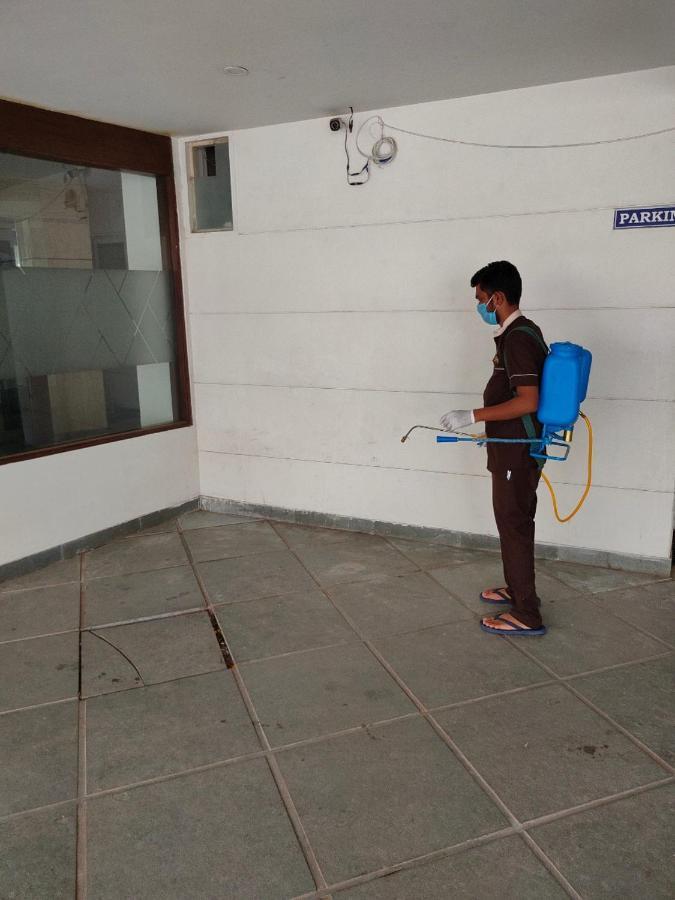 Hotel Skylight Vadodara Exterior foto