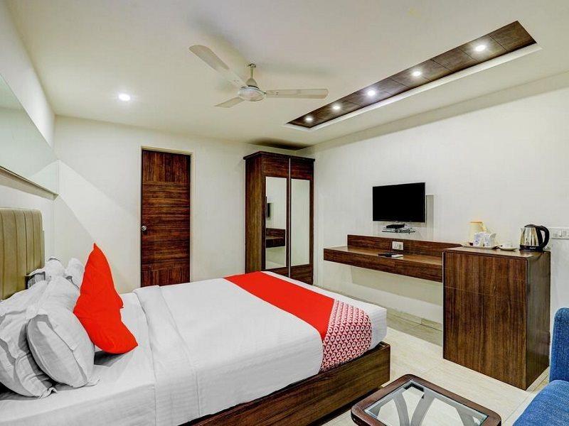Hotel Skylight Vadodara Exterior foto