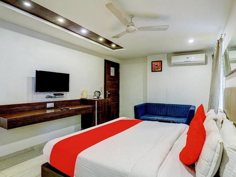 Hotel Skylight Vadodara Exterior foto